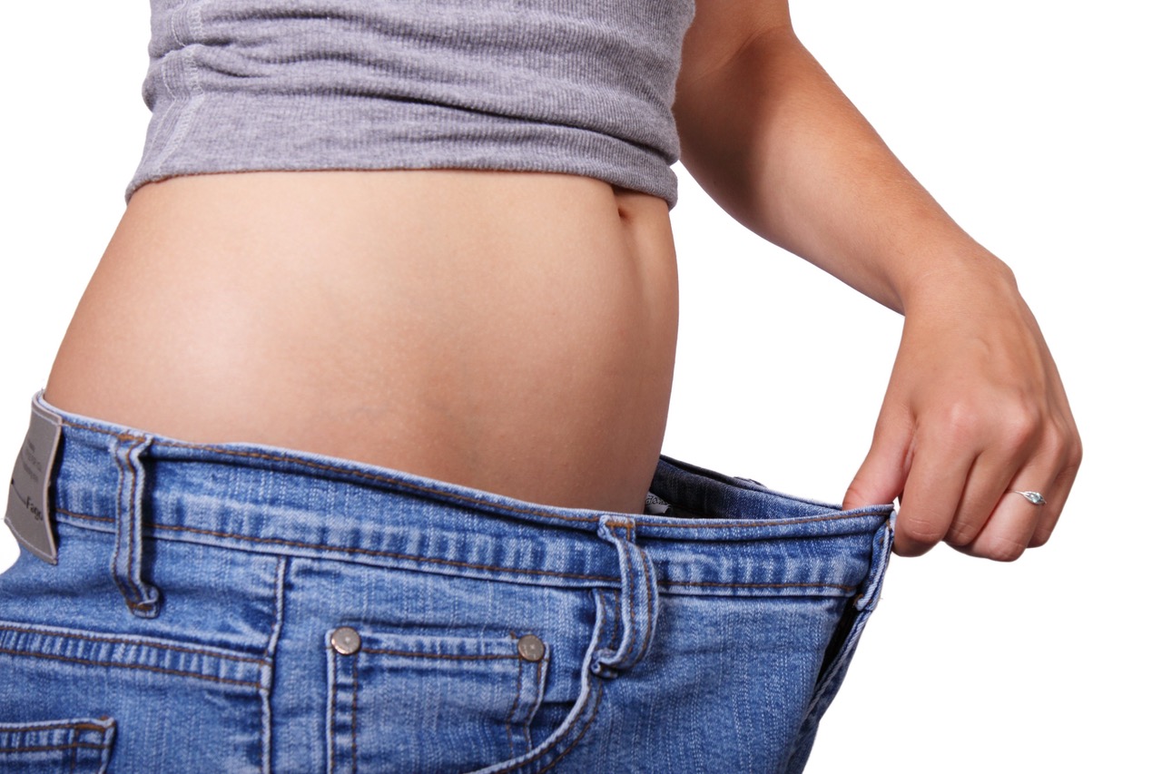 Hujšanje in izguba maščobe zmanjša obseg pasu